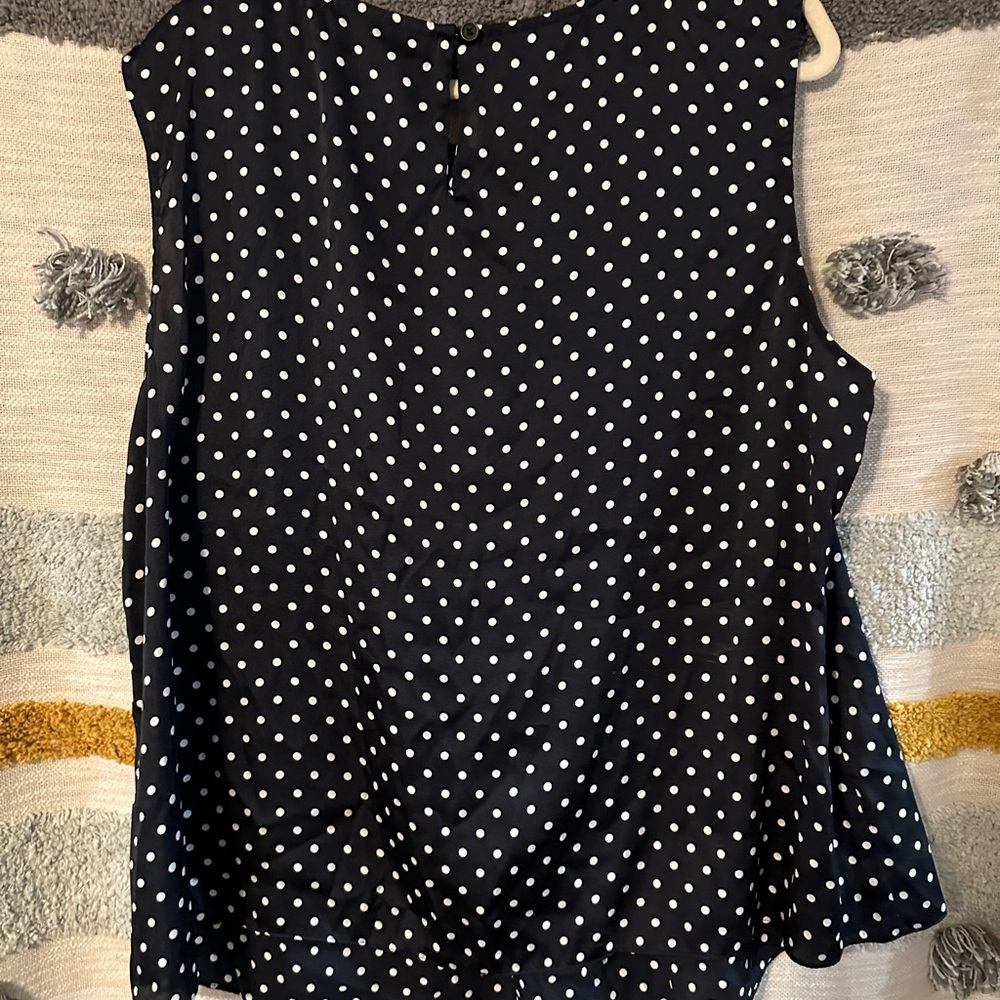 Jones Nee York Black Polka Dot Blouse - 2X - Picture 4 of 4